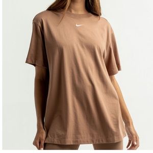 Nike Womens Oversized Tee